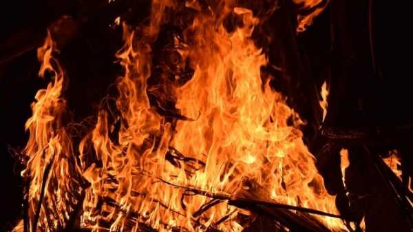 В Самарской области в пожаре погибли женщина и маленький ребенок 