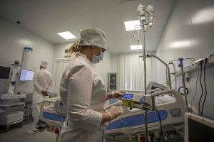 Медцентр ЗВО увеличил на 50% коечный фонд для коронавирусных пациентов