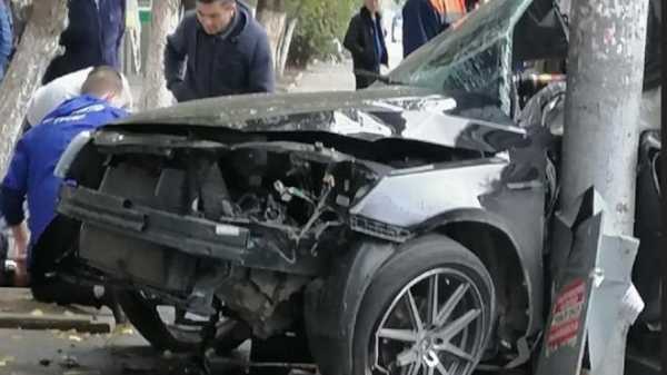 В Ростове в ДТП погиб 20-летний водитель 