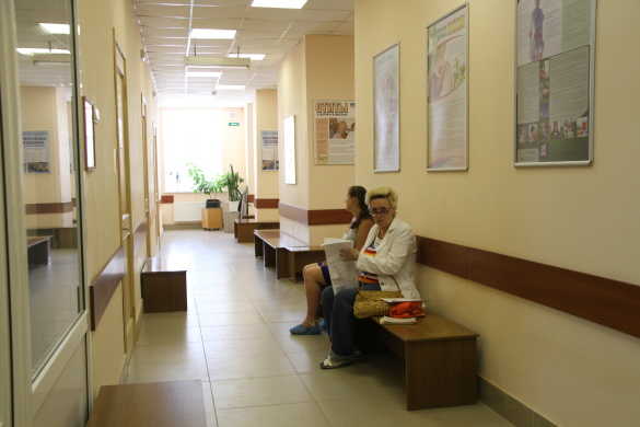 53% россиян считают, что поликлиники стали работать хуже0