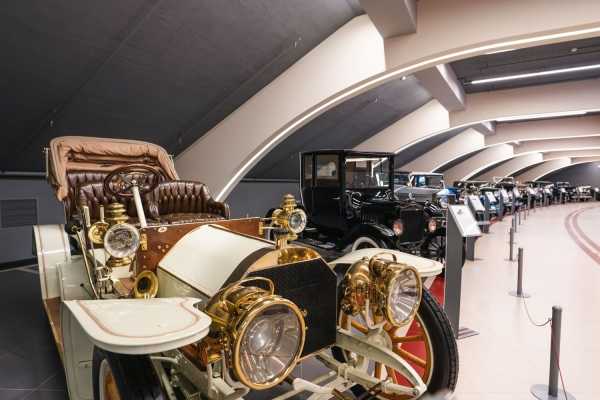 «Игора Драйв» трансформирует гаражную выставку «Начало» в полноформатный Автомузей2