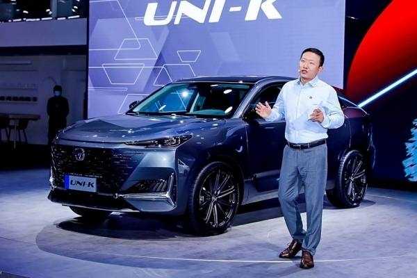 Changan расширяет линейку Uni: полноприводный кросс размером с Lexus RX, седан и другие