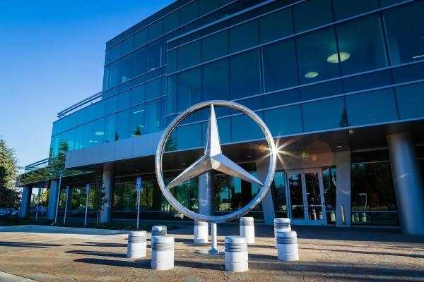 Mercedes-Benz отправит на сервис в России 27 автомобилей