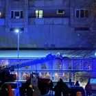 Спасатели снимали упавшего на крышу кафе на Морской набережной