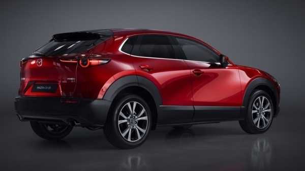 Mazda объявила российские цены комплектаций кроссовера CX-301