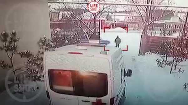 Житель Урала угнал машину скорой, приехавшую на вызов0