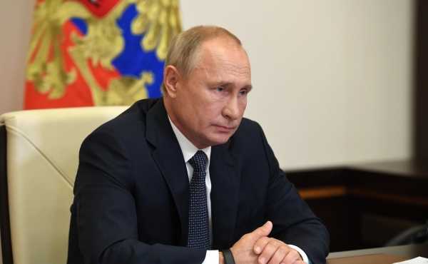 Путин ответил на вопрос об открытии границ0
