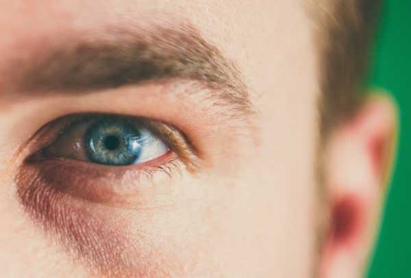 Обнаружен новый симптом коронавируса, поражающий роговицу глаз0