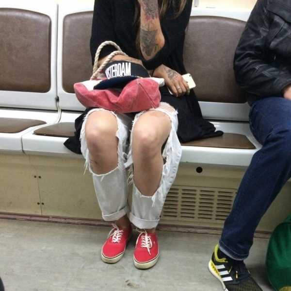 18 модников и модниц в метро, которых сложно не заметить