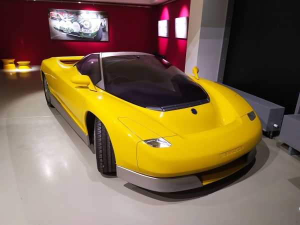 Выставка Concept Cars: La Grande Bellezza в музее современного искусства Эрарта4