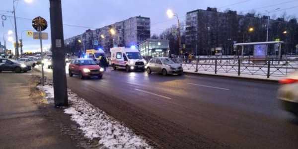Видео: на Бухарестской улице насмерть сбили пешехода0