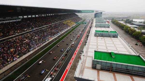 В Китае попросили Формулу 1 перенести этап на осень
