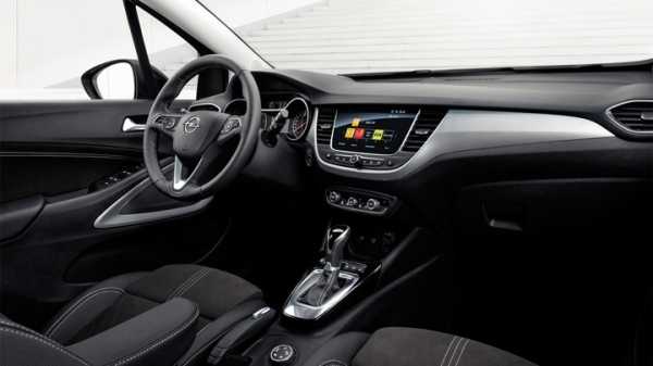 Opel начнет весной продажи «доработанного» Crossland2
