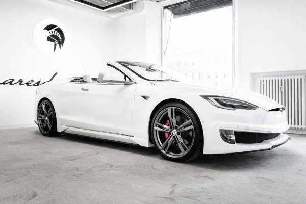 Владелец заказал себе эксклюзивную Tesla: кабриолет на базе Model S