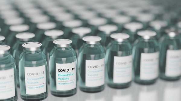 Эксперты назвали отличия между российскими вакцинами от коронавируса0