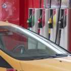 Правительство РФ 28 января обсудит ситуацию с ценами на топливо