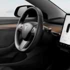 Tesla представила интерьер обновлённой Model 3