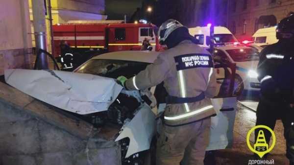 Пассажирка каршеринга погибла после ДТП на Разъезжей улице