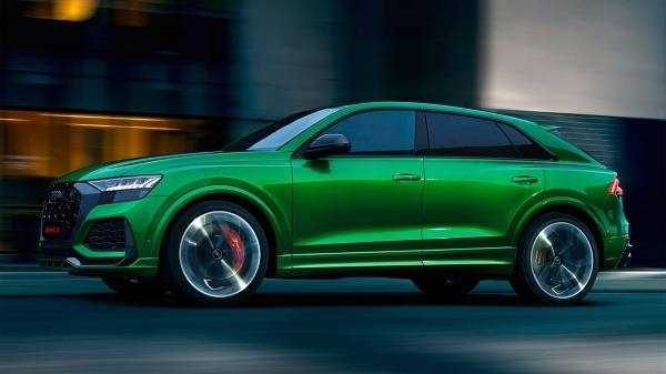 Объявлена российская цена «горячего» кроссовера Audi RS Q8