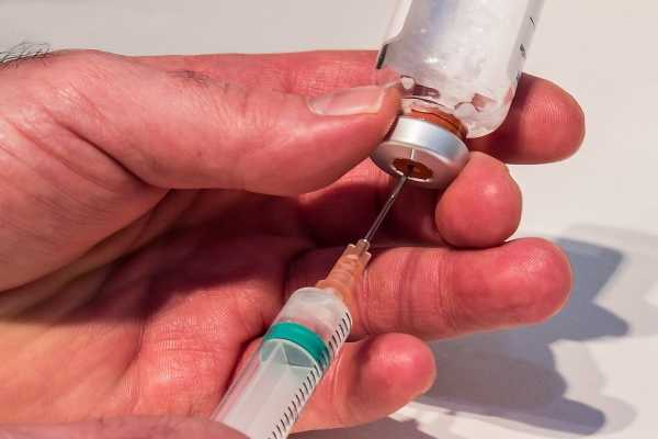 В Петербурге 7% желающих не могут сделать прививку от коронавируса0