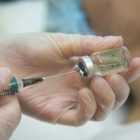 Пункты вакцинации в Петербурге начнут прививать по 200 человек в день