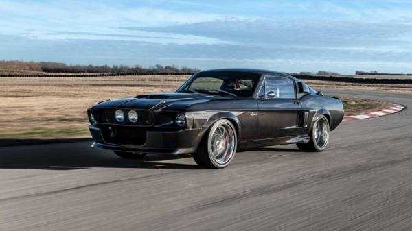 Обнародован первый серийный автомобиль Shelby GT500CR из углеродного волокна с 810 л.с.