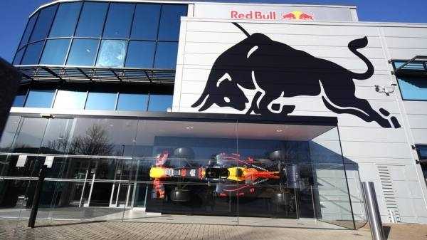 Red Bull объявила о самостоятельной разработке моторов Ф1 с 2022 года