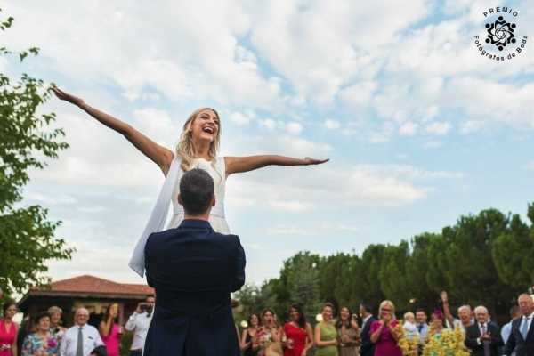 19 свадебных снимков от фотографов, которые знают, как запечатлеть счастье на фото