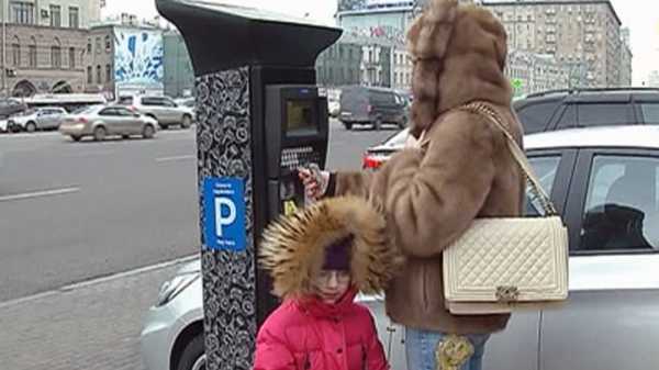 8 марта в Москве можно парковаться бесплатно0