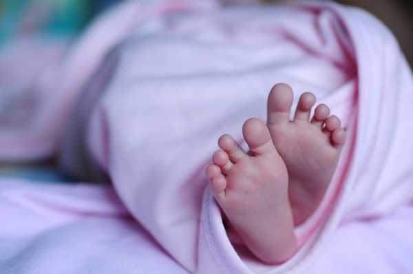 У новорожденного ребенка нашли новую мутацию коронавируса0