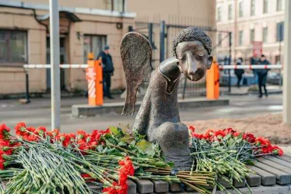 Власти призвали не создавать негатив вокруг памятника погибшим от коронавируса медикам0