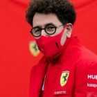 Гонщик Ferrari распространил и опроверг слухи об увольнении Бинотто