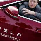 Сменил должность: Маск назначил себя «технокоролём» Tesla