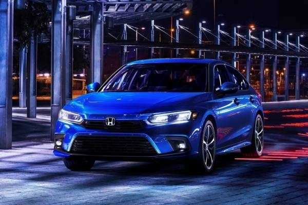 Новый седан Honda Civic: теперь спокойный дизайн, зато богаче и чуть мощнее