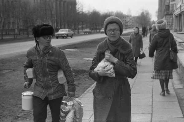 30 реальных снимков времен СССР, за которые их авторам вполне светил тюремный срок