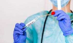 ФМБА России получило патент на лекарство от коронавируса в виде спрея в нос