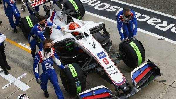 WADA продолжает изучать российскую символику на машине Haas