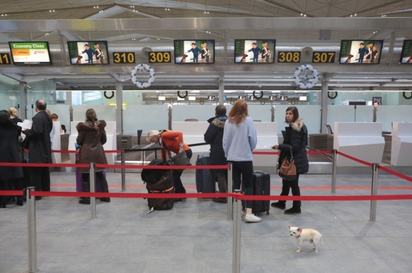 В аэропортах России могут создать особые коридоры для вакцинированных от COVID-190