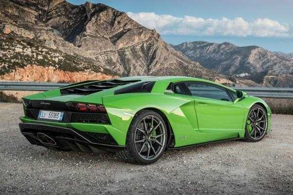 Курс на электрификацию: в этом году Lamborghini представит последние новинки с традиционным ДВС