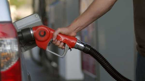 Минэнерго: корректировка демпфера позволит АЗС не повышать цены на бензин0