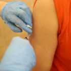 Вакцинацию от коронавируса завершили 518 тысяч петербуржцев