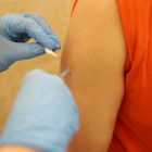 Привитым петербуржцам выдадут электронный сертификат о вакцинации от COVID-19