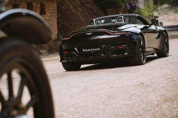 Представлен Aston Martin Vantage Roadster A3