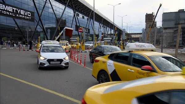 Власти Москвы потребовали отключить от заказов таксистов с иностранными правами0