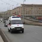 Больше 20 карет Скорой стоят в очереди у Александровской больницы