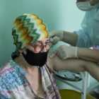 Более 350 тысяч петербуржцев старше 60 лет привились от коронавируса