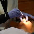 Петербургский стоматолог объяснил, как кариес может привести к раку