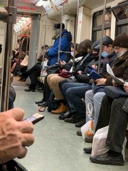 18 пассажиров метро, которые сильно выделяются из общей массы своим нестандартом видом