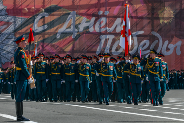 Репетиции парада ко Дню Победы перекроют движение в центре Петербурга