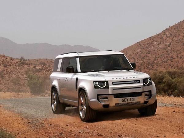 Зачем в действительности Land Rover начал продажи аномально длинного внедорожника Defender